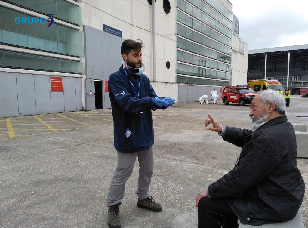 Pabellón de IFEMA. Grupo 5 y emergencia social