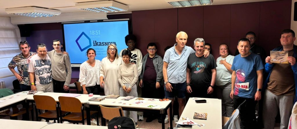 Centros para la Atención Integral de Personas con Discapacidad Intelectual Navarra (CAIDIS)